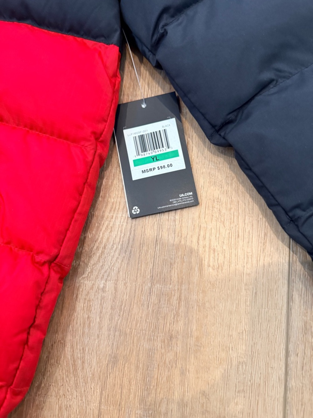 Under Armour puffer jacket youth medium - Picture 6 of 8